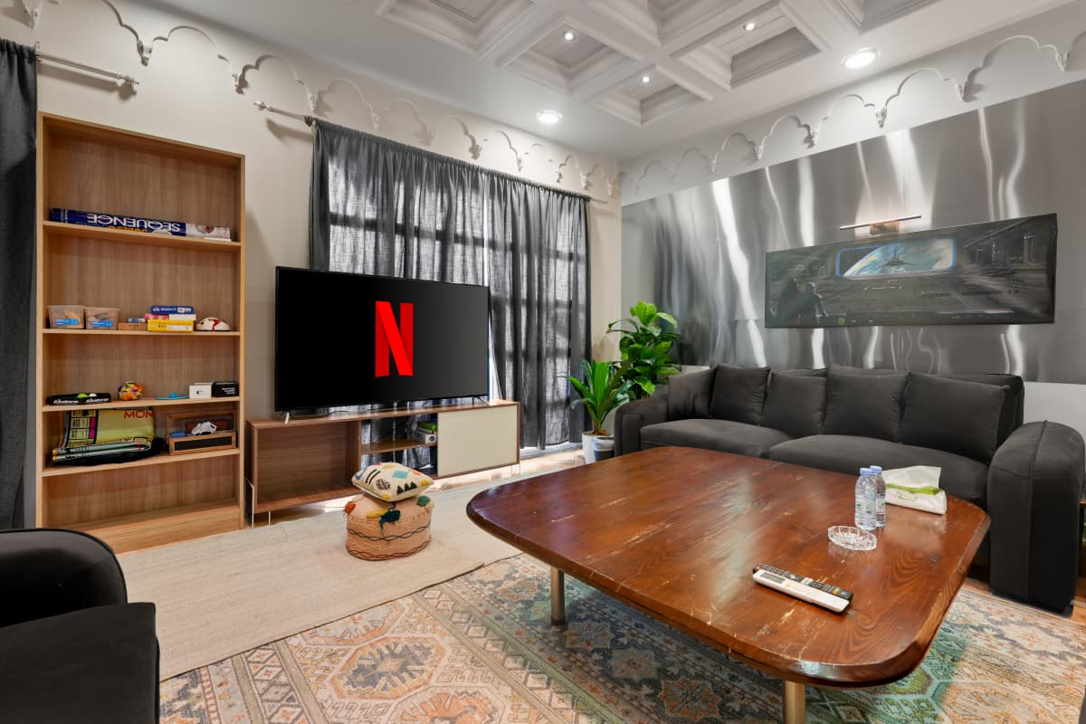Executive Minimalist Retreat(Self-Entry) - F1 - Image 3