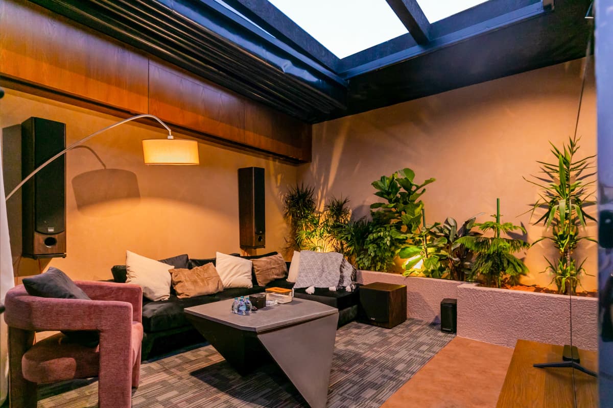 Executive Minimalist Retreat(Self-Entry) - A3